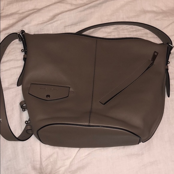 Marc Jacobs Handbags - Marc Jacobs Convertible Sling Bag